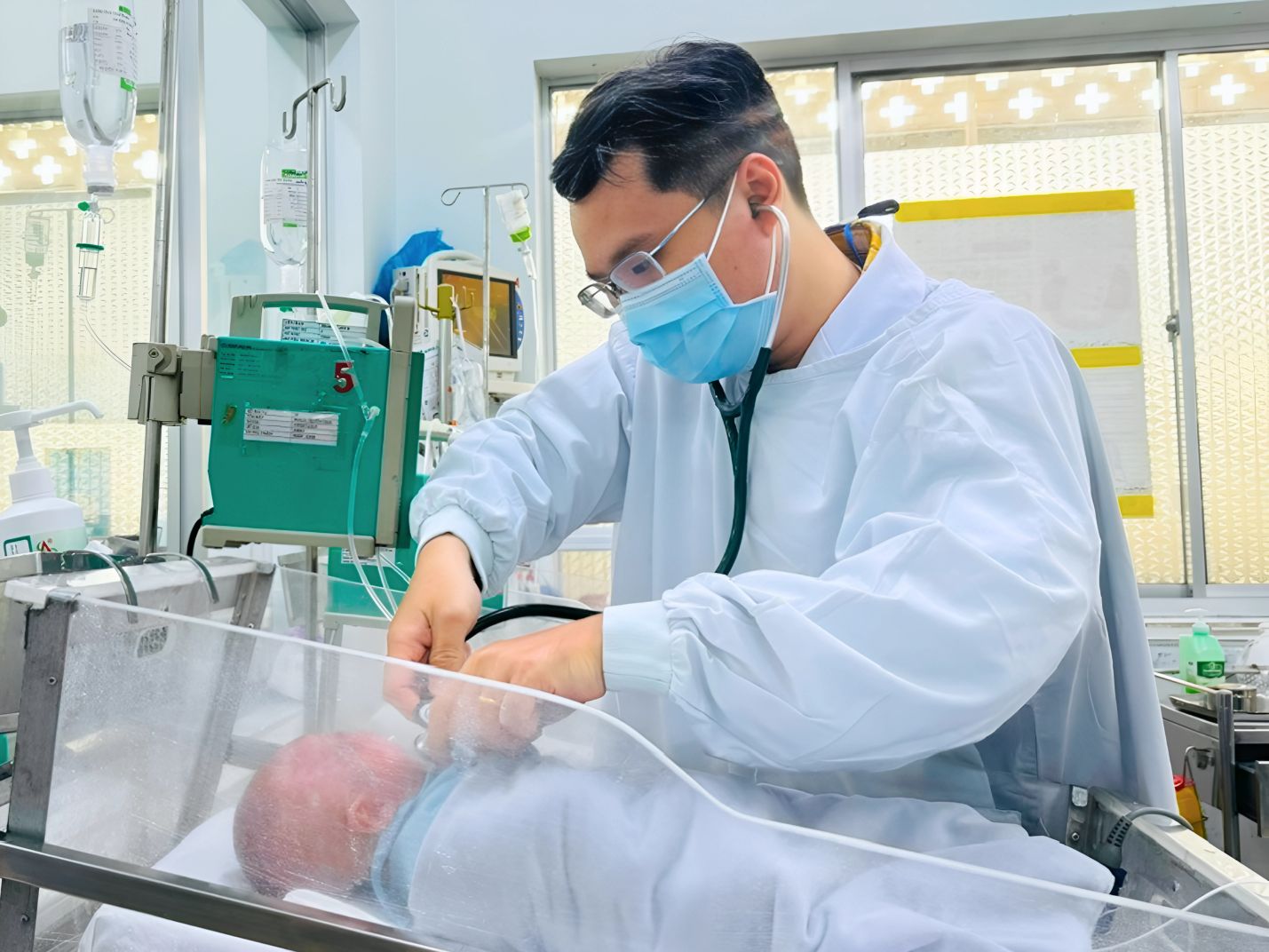 Chăm sóc trẻ sơ sinh